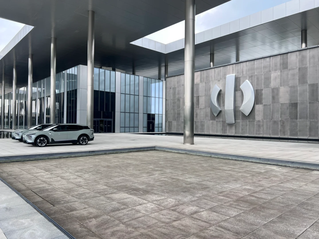 1724928928198376.png 640.png