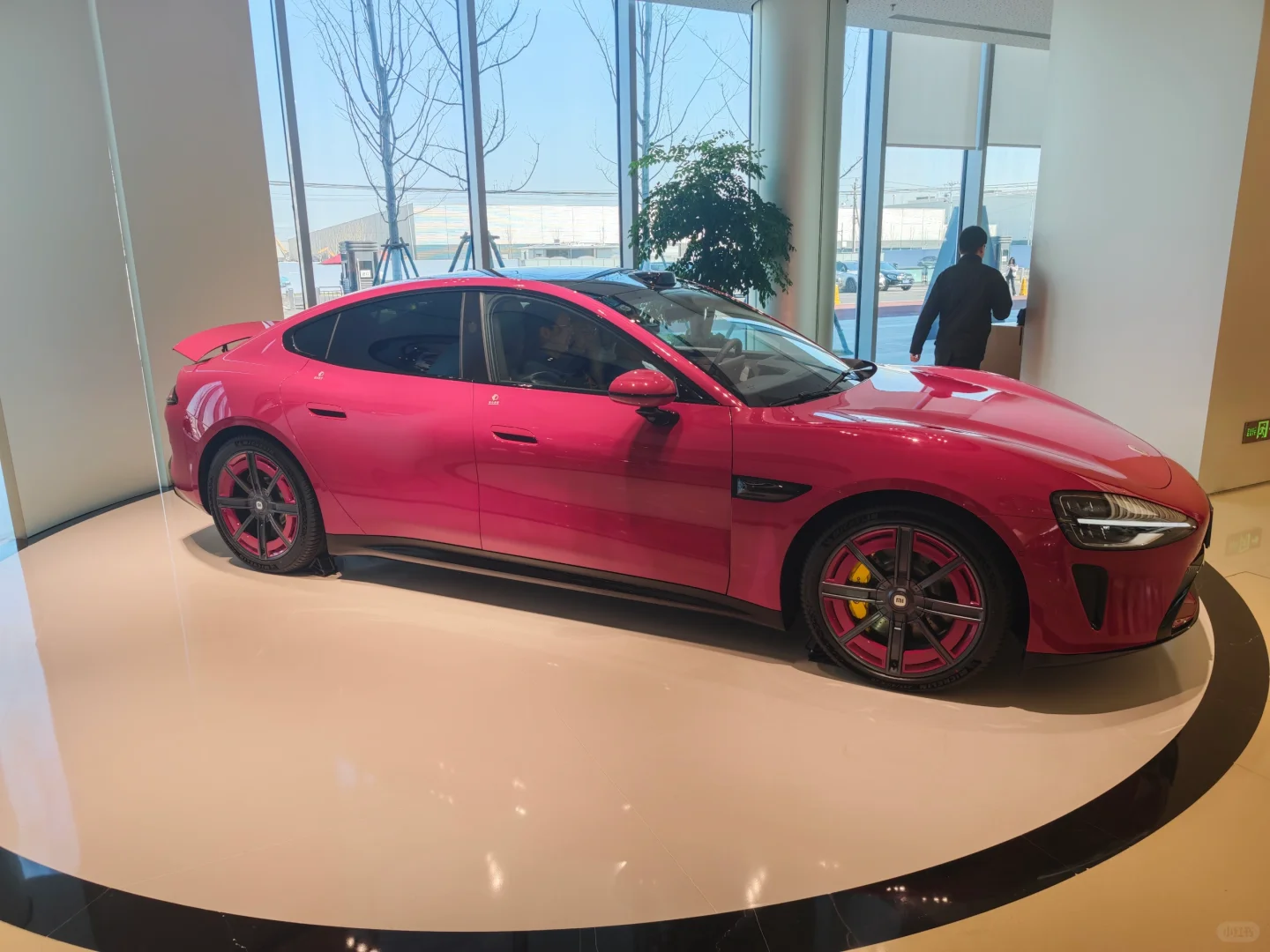 1743648708629155.png image.png