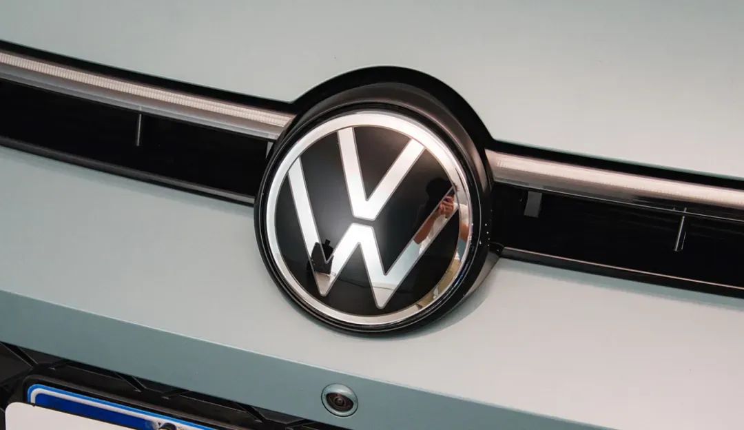 1744017685120980.jpeg 640-5.jpeg