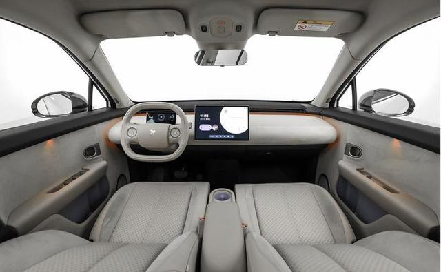 è¤ç«è«æ°è½¦åç³æ¥å¾æå
æ¢è£
120kWé«åççµæº ç»èªä»ä¸º420km-æé©¾