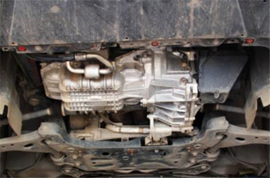 汽车加装底盘护板都有什么利弊？在实际用车中有没有必要加装护板？